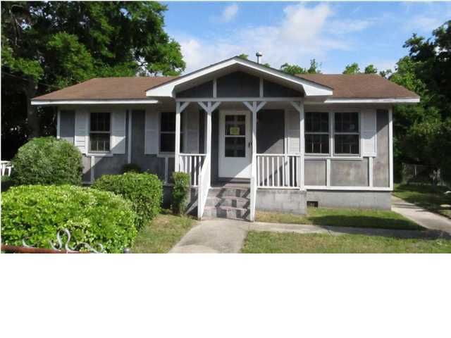 1990 Groveland Ave, North Charleston, SC 29405