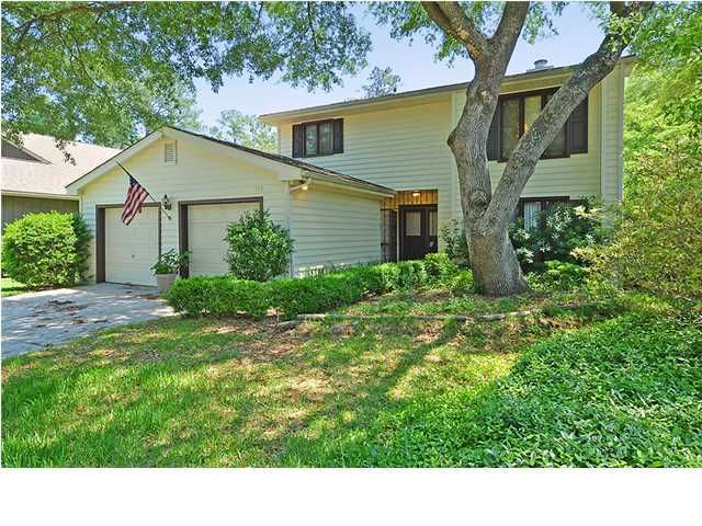 103 Lancer Dr, Summerville, SC 29485