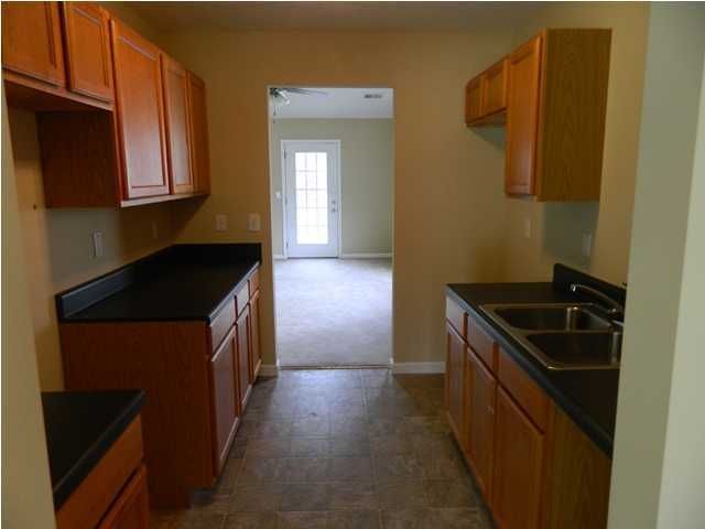 7893 Montview Rd, North Charleston, SC 29418