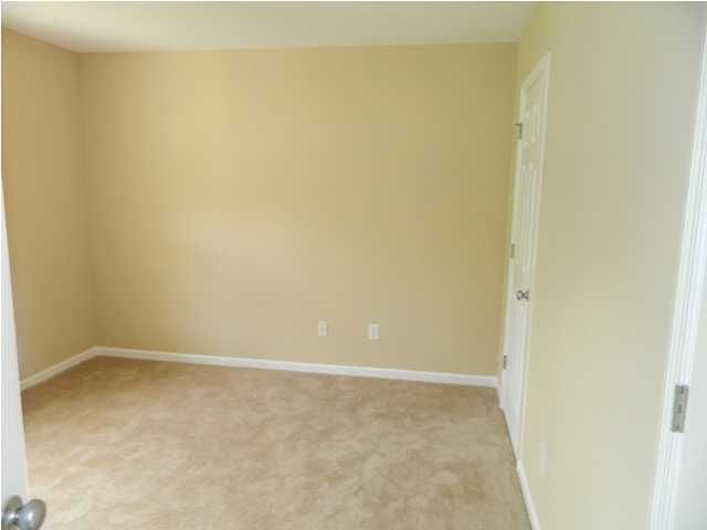 7893 Montview Rd, North Charleston, SC 29418