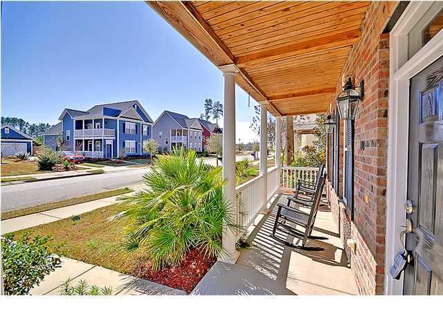 100 Gaslight Blvd, Summerville, SC 29483