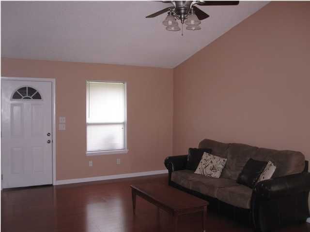 101 Tweed Ct, Summerville, SC 29483