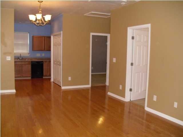 2421 Stadium Dr, North Charleston, SC 29406