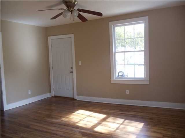 2672 Poplin Ave, North Charleston, SC 29405