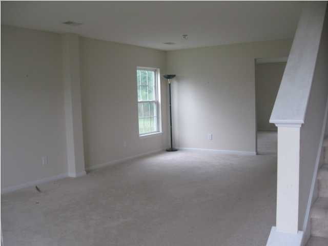 8521 Chloe Ln, North Charleston, SC 29406