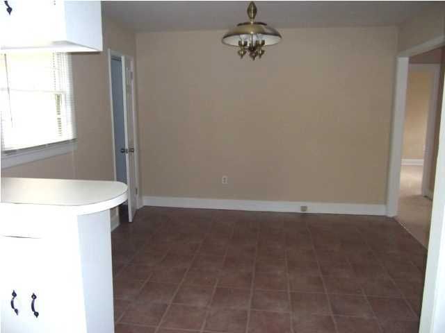 1536 Larry St, North Charleston, SC 29405