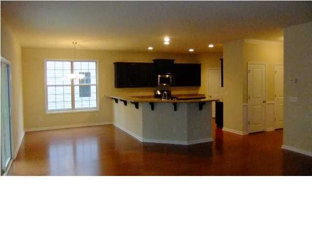 204 Comiskey Park Cir, Summerville, SC 29485