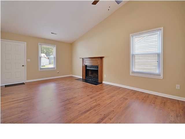 131 Mickler Dr, Ladson, SC 29456
