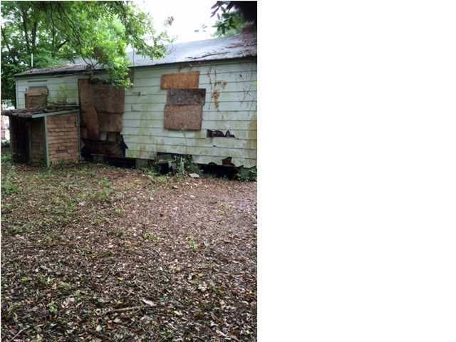 2618 Stark Ln, North Charleston, SC 29405