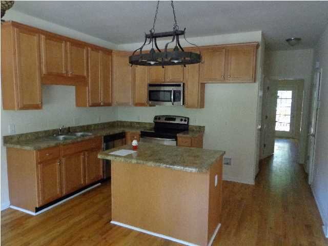 4532 Paramount Dr, North Charleston, SC 29405
