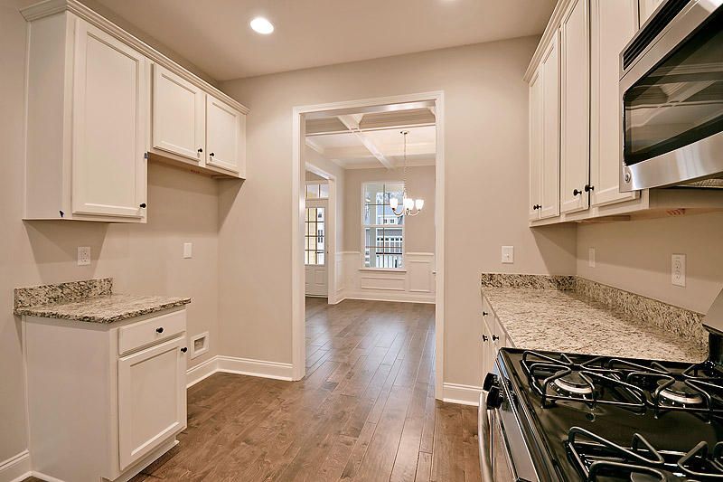 107 Evelyn Joy Dr, Summerville, SC 29483
