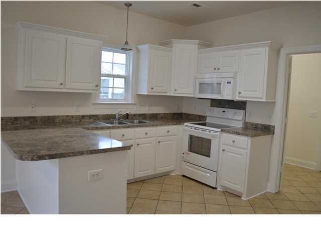7748 Fayetteville Rd, North Charleston, SC 29418