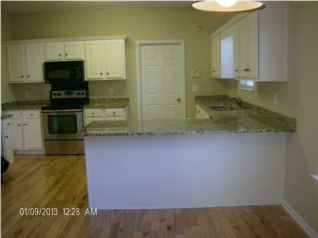116 Fairhaven Dr, Goose Creek, SC 29445