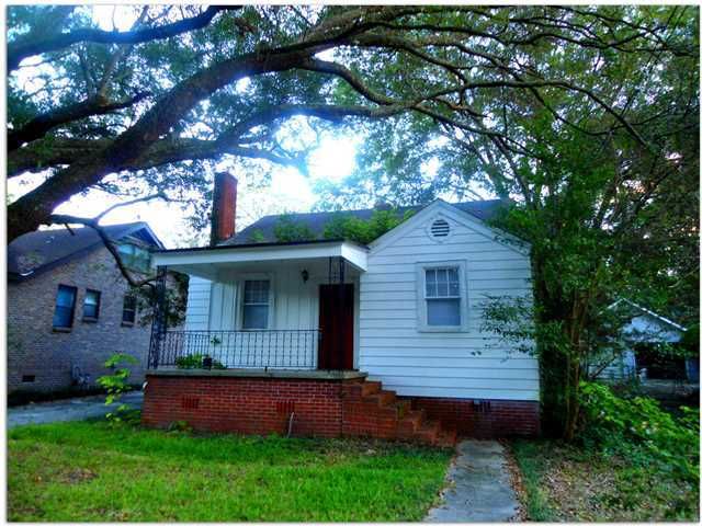 2143 Medway Dr, Charleston, SC 29412