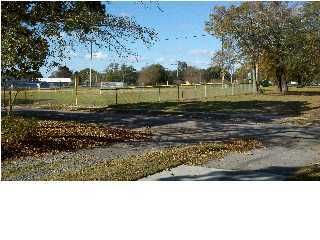 1407 Wando Rd, North Charleston, SC 29405