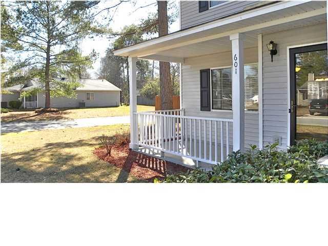 601 Navaho Blvd, Summerville, SC 29483