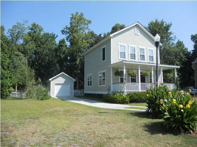 1334 Runnymeade Ln, North Charleston, SC 29406