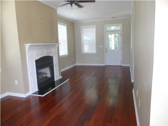 1334 Runnymeade Ln, North Charleston, SC 29406