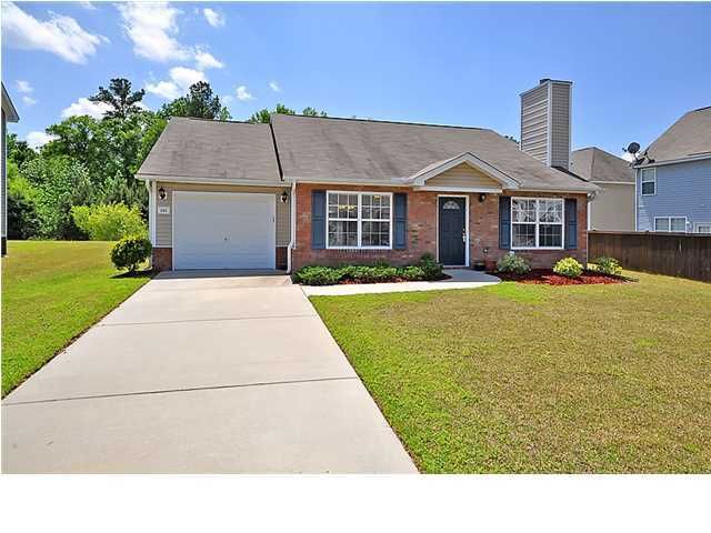 202 Westbrooke Rd, Summerville, SC 29483