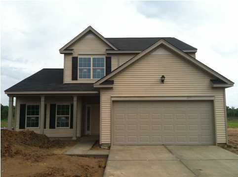 110 Weeping Cypress Dr, Moncks Corner, SC 29461
