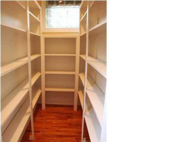 188 Dunnemann Ave, Charleston, SC 29403