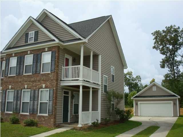 102 Pavilion St, Summerville, SC 29483