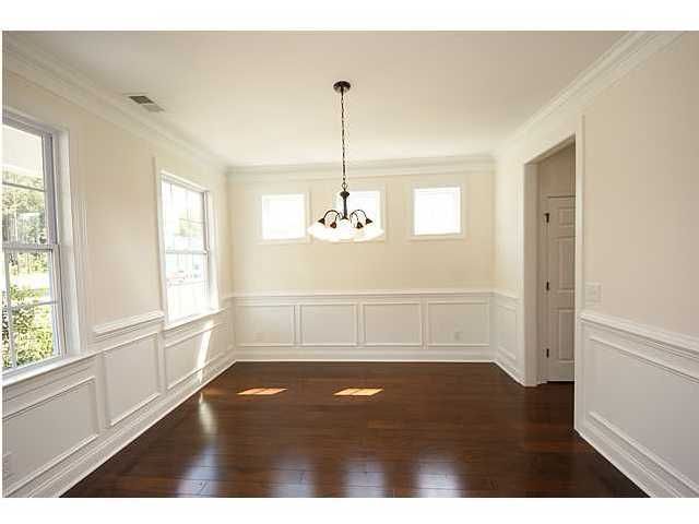 557 Crossland Dr, Moncks Corner, SC 29461
