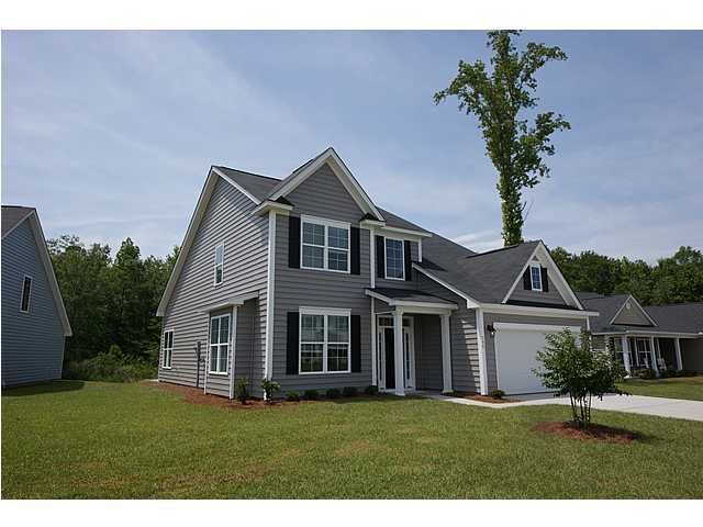 124 Royal Star Rd, Summerville, SC 29483