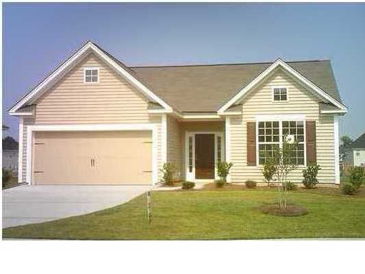 7686 Haywood St, North Charleston, SC 29418