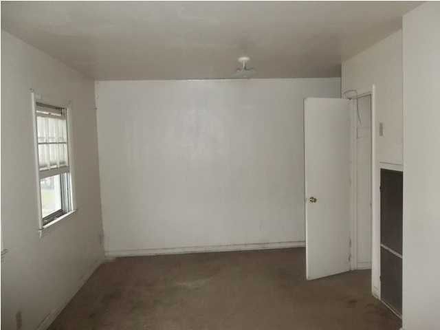 3102 Azalea Ave #A&B, North Charleston, SC 29405