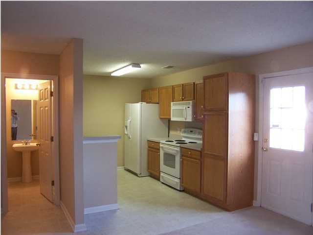 138 Tyron Rd, Summerville, SC 29483