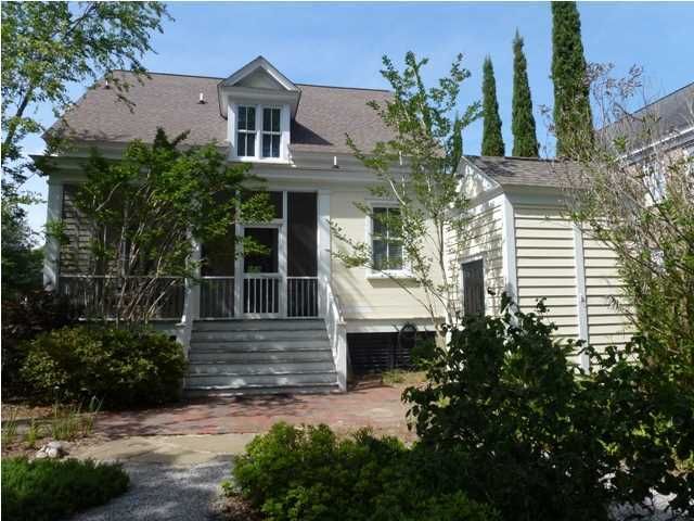 30 Sowell St, Mount Pleasant, SC 29464