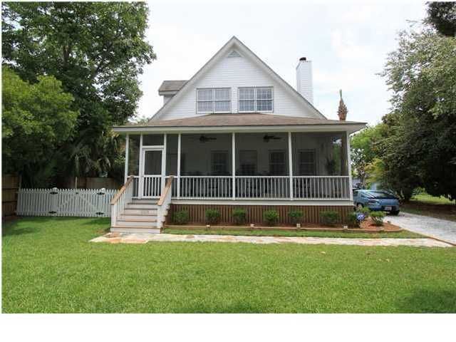 2213 Myrtle Ave, Sullivans Island, SC 29482