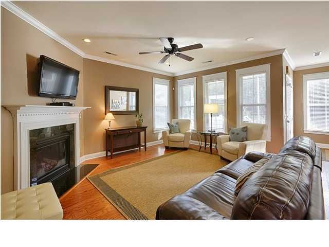321 Megans Bay Ln, Charleston, SC 29492