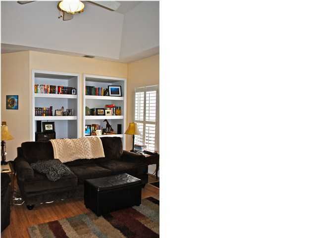 336 Rice Bay Dr, Mount Pleasant, SC 29464