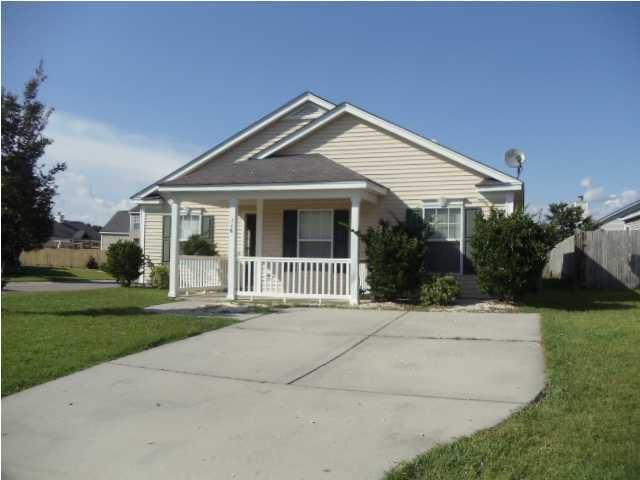 116 Blue Jasmine Ln, Summerville, SC 29485