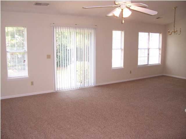 200 Persimmon Cir, Goose Creek, SC 29445