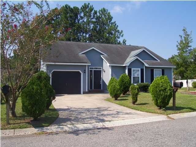 200 Persimmon Cir, Goose Creek, SC 29445