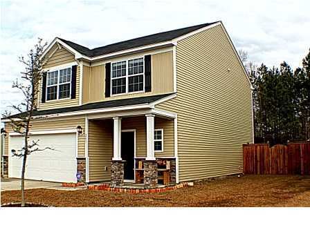 203 Post Oak Ct, Moncks Corner, SC 29461