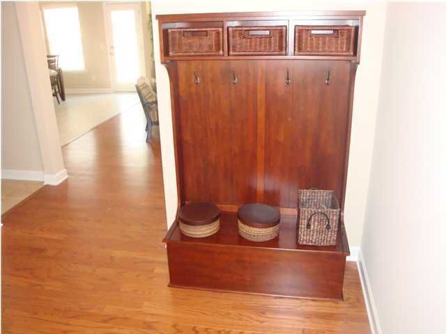 211 Maywood Dr, Moncks Corner, SC 29461