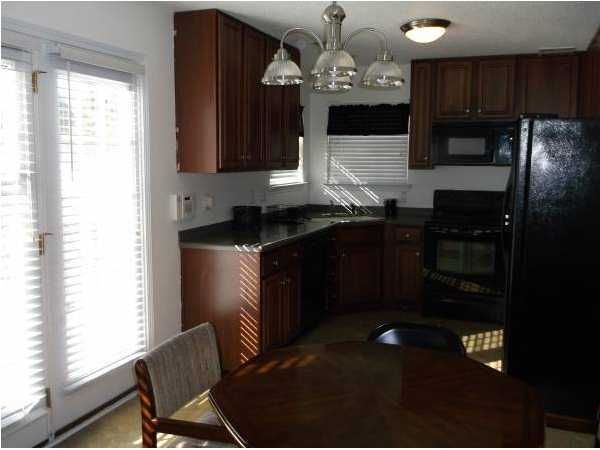 284 Westbrooke Rd, Summerville, SC 29483