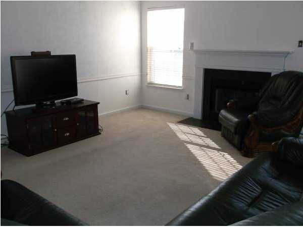 284 Westbrooke Rd, Summerville, SC 29483