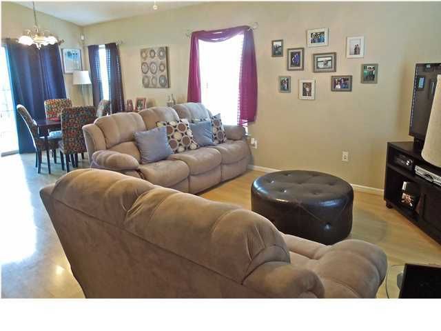 120 Obannon Ct, Summerville, SC 29483