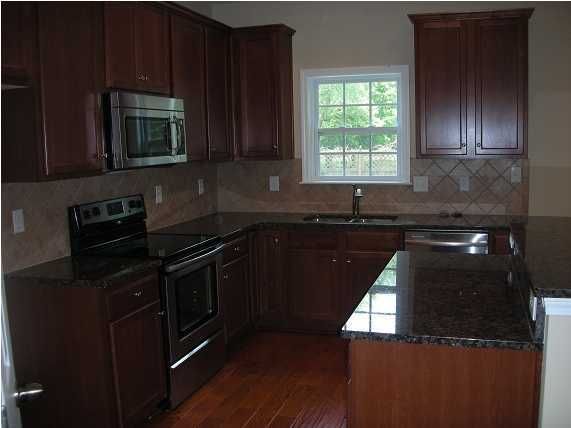 3802 Canary Ct, North Charleston, SC 29420