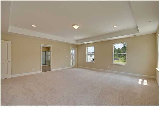 125 Glenspring Dr, Summerville, SC 29483