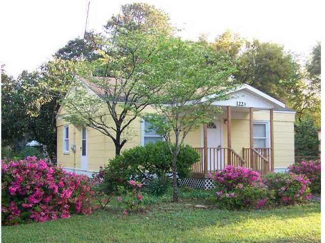 1228 Burke St, Hanahan, SC 29410