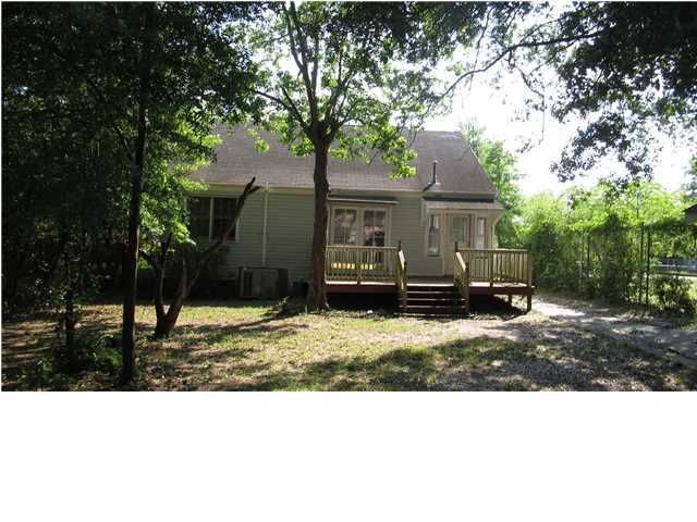 3881 Chestnut St, North Charleston, SC 29405