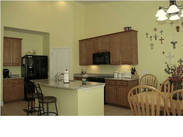 1842 Chickasaw Dr, Charleston, SC 29414