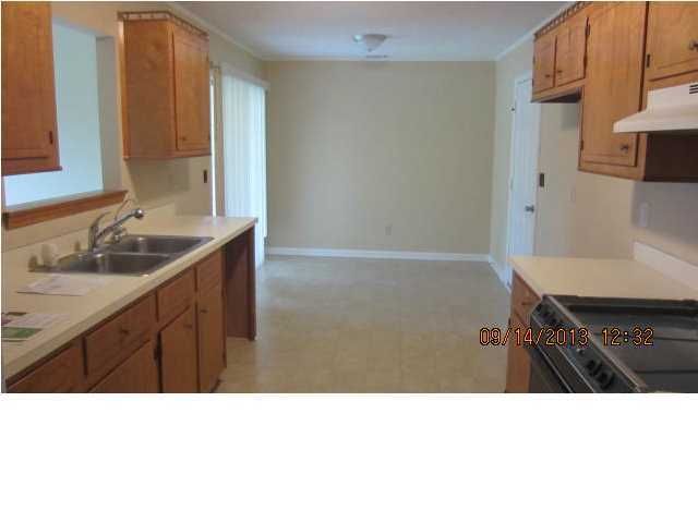 126 Two Hitch Rd, Goose Creek, SC 29445