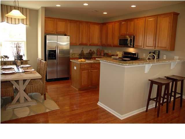 517 Magwood Rd, Summerville, SC 29483